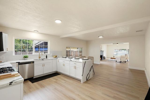 1417 Concord Ave, Modesto, CA 95350