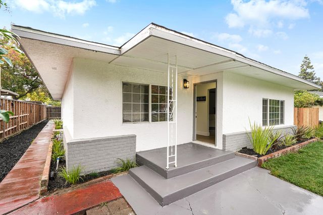 1417 Concord Ave, Modesto, CA 95350