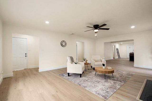 1417 Concord Ave, Modesto, CA 95350