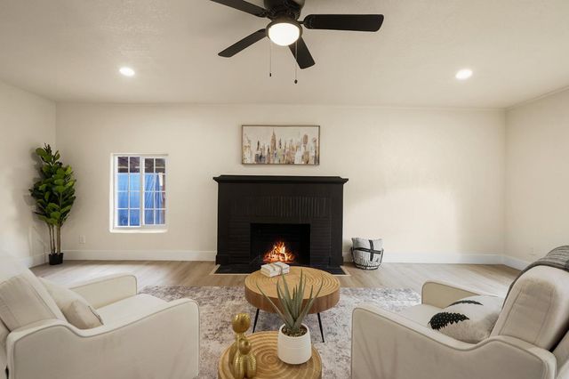 1417 Concord Ave, Modesto, CA 95350