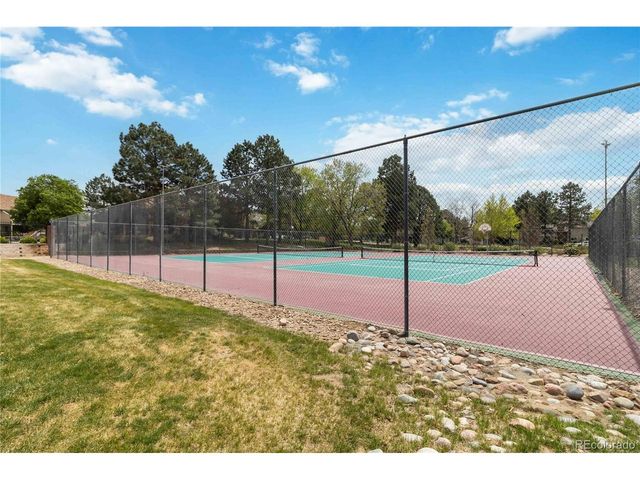 2136 S Scranton Way, Aurora, CO 80014