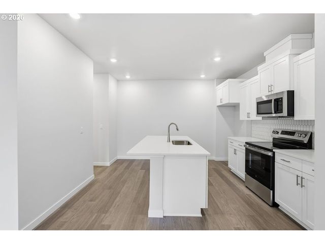 444 Sw 32ND St, Battle Ground, WA 98604