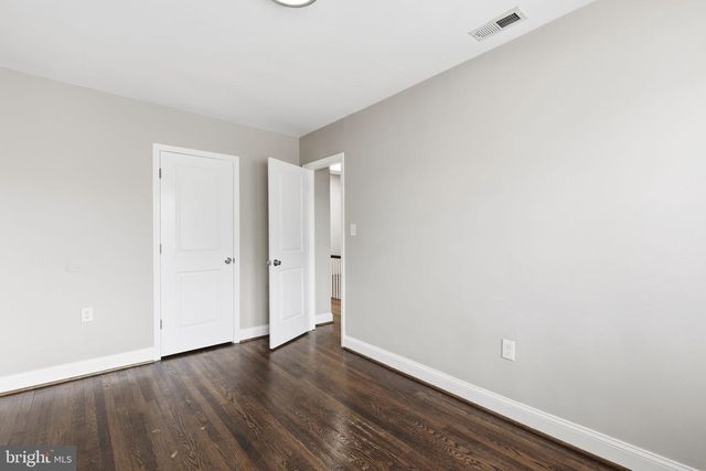 78 N DUNDALK AVE, Dundalk, MD 21222