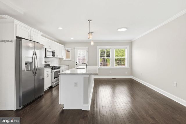 78 N DUNDALK AVE, Dundalk, MD 21222
