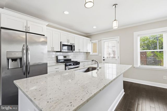 78 N DUNDALK AVE, Dundalk, MD 21222