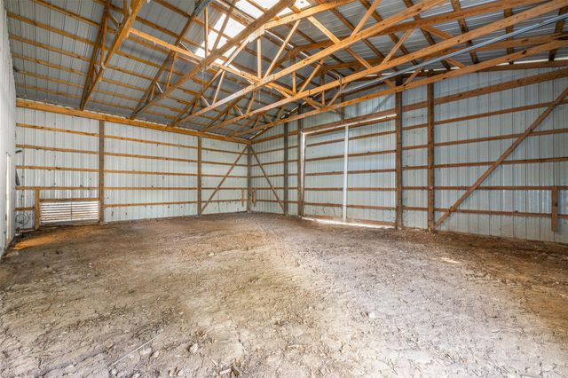1713 Woody Lane, Sealy, TX 77833