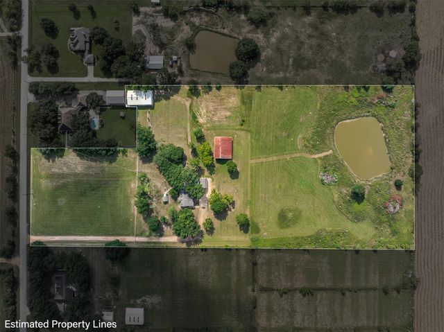 1713 Woody Lane, Sealy, TX 77833