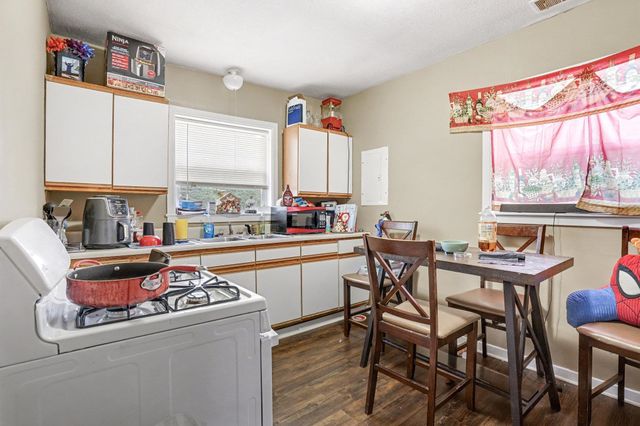 807 11th Street, Bay City, MI 48708