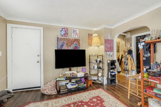 807 11th Street, Bay City, MI 48708