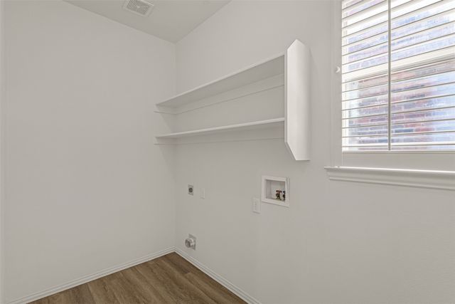 2007 Chittam Drive, Euless, TX 76039