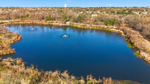 2007 Chittam Drive, Euless, TX 76039