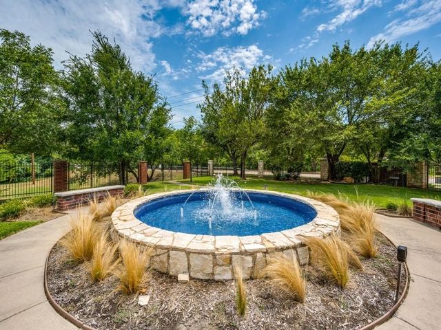 2007 Chittam Drive, Euless, TX 76039