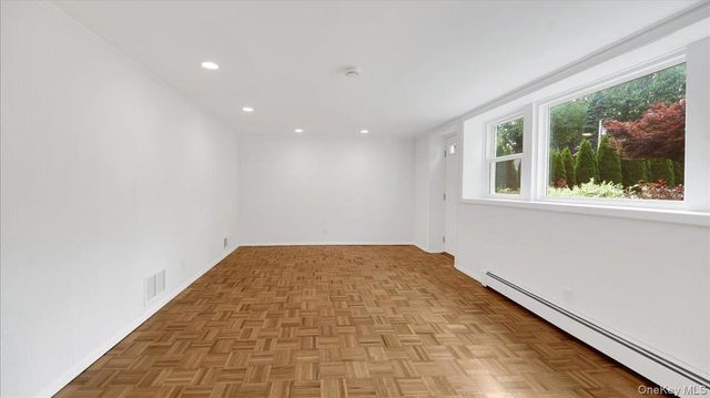 118 Van Etten Boulevard, New Rochelle, NY 10804