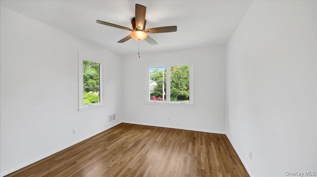 118 Van Etten Boulevard, New Rochelle, NY 10804