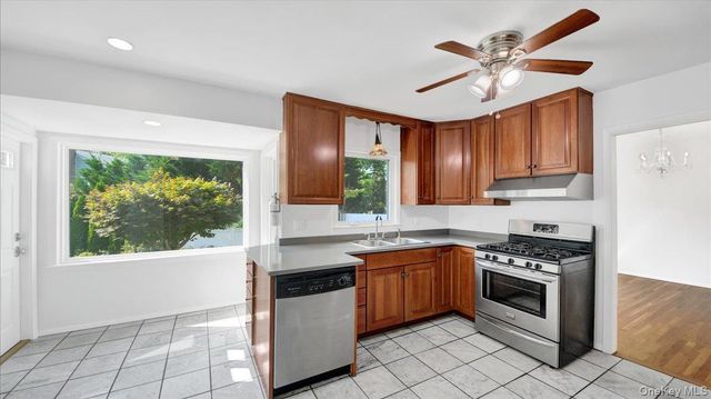118 Van Etten Boulevard, New Rochelle, NY 10804