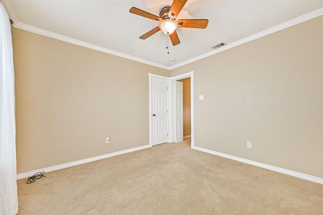 4817 Alamo Drive, Galveston, TX 77551