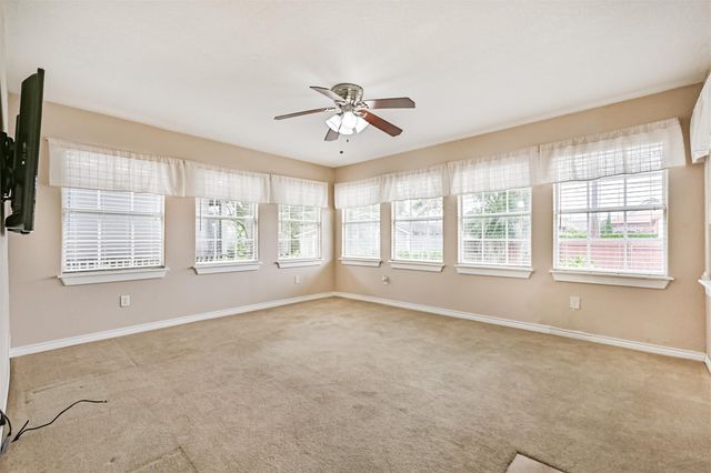 4817 Alamo Drive, Galveston, TX 77551