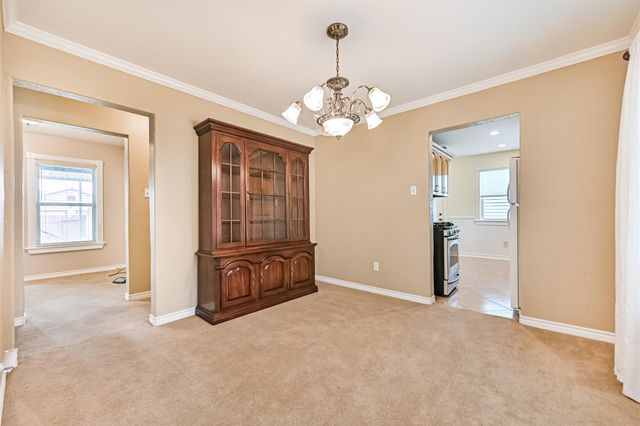 4817 Alamo Drive, Galveston, TX 77551