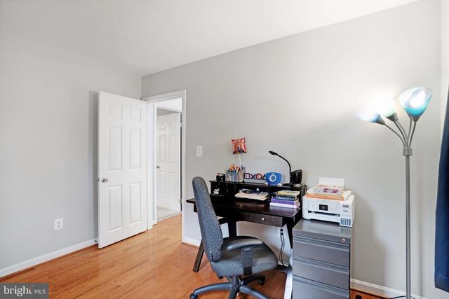 7558 PARK LN, Annandale, VA 22003