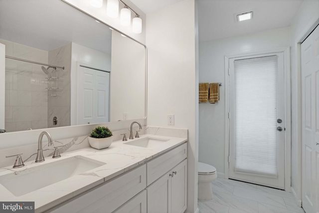 7558 PARK LN, Annandale, VA 22003