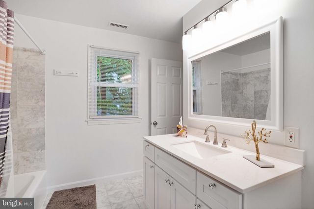 7558 PARK LN, Annandale, VA 22003