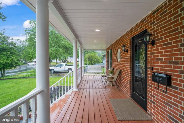 7558 PARK LN, Annandale, VA 22003