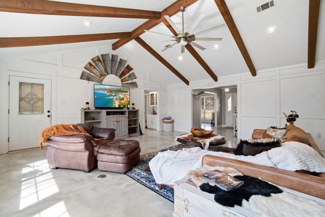 233 Pebble Creek, Livingston, TX 77351