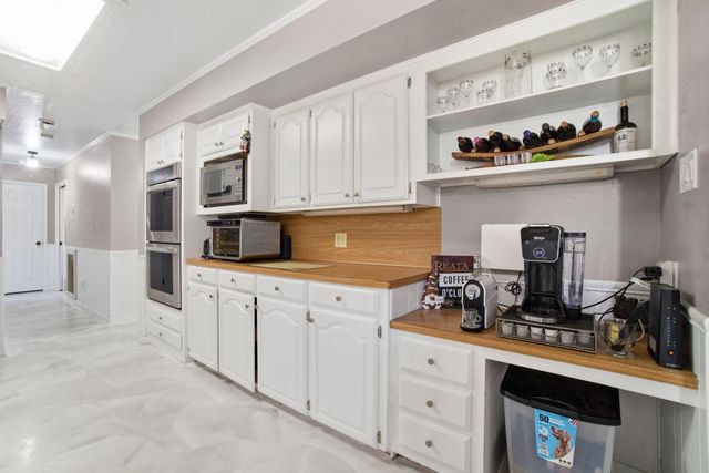 233 Pebble Creek, Livingston, TX 77351