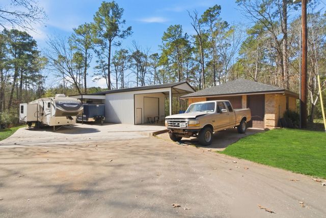 233 Pebble Creek, Livingston, TX 77351