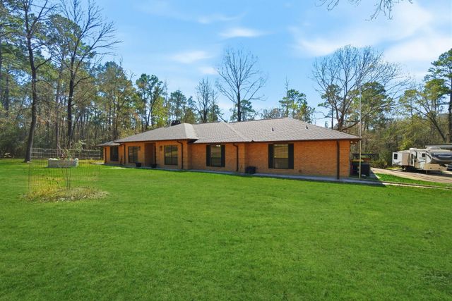 233 Pebble Creek, Livingston, TX 77351