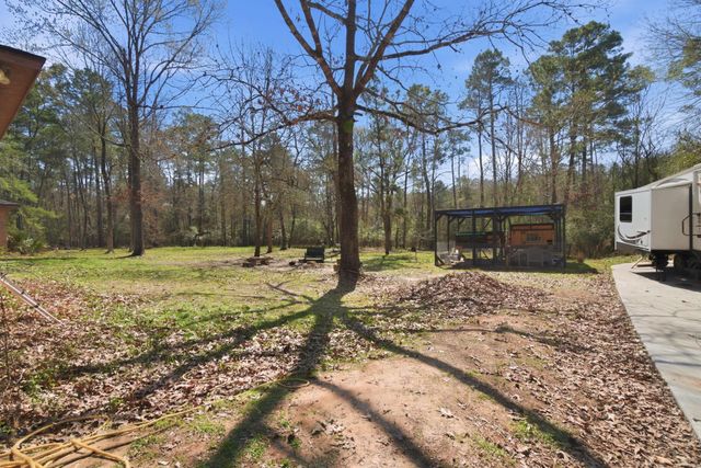 233 Pebble Creek, Livingston, TX 77351
