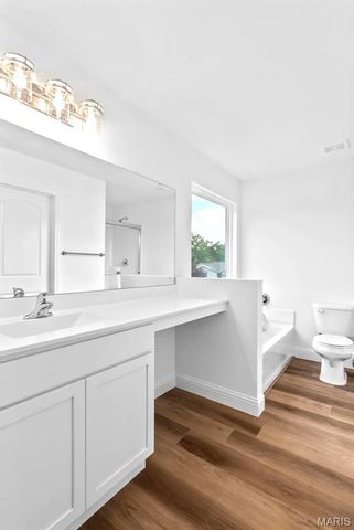 1724 Twelve Oaks Place, Pevely, MO 63070