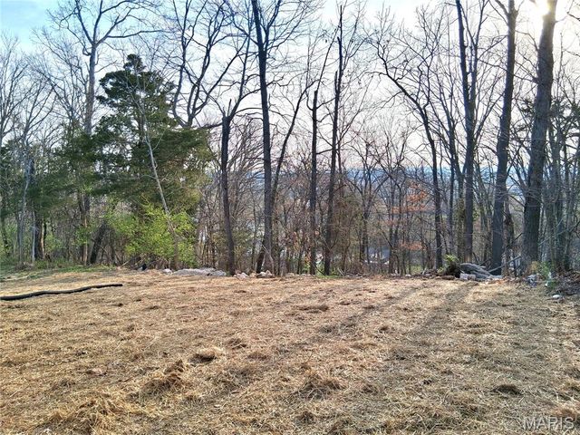 1724 Twelve Oaks Place, Pevely, MO 63070