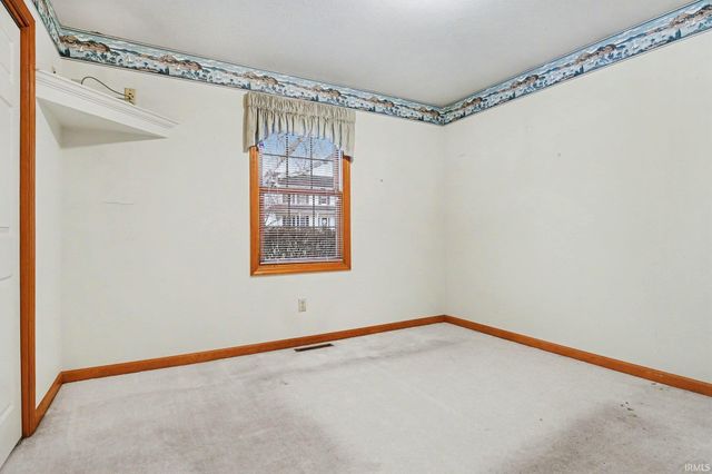 53882 Barrington Lane, Bristol, IN 46507