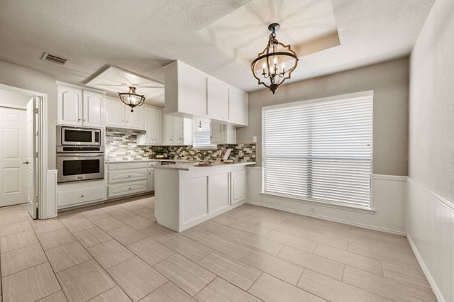 2509 Woodfield Way, Bedford, TX 76021