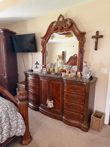 925 SW Worcester Lane SW, Port St. Lucie, FL 34953