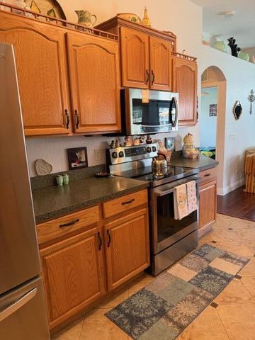 925 SW Worcester Lane SW, Port St. Lucie, FL 34953