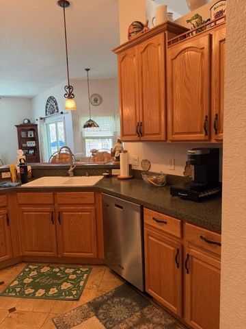 925 SW Worcester Lane SW, Port St. Lucie, FL 34953