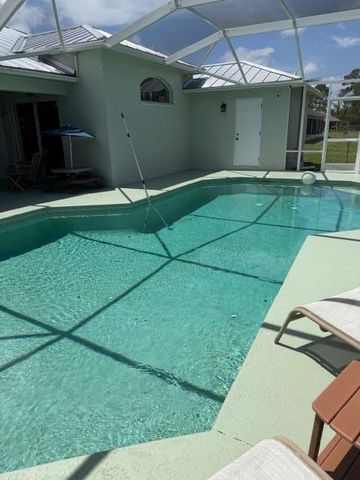 925 SW Worcester Lane SW, Port St. Lucie, FL 34953