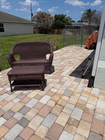 925 SW Worcester Lane SW, Port St. Lucie, FL 34953