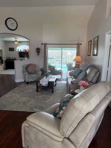 925 SW Worcester Lane SW, Port St. Lucie, FL 34953