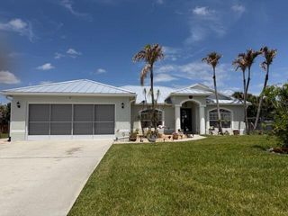 925 SW Worcester Lane SW, Port St. Lucie, FL 34953