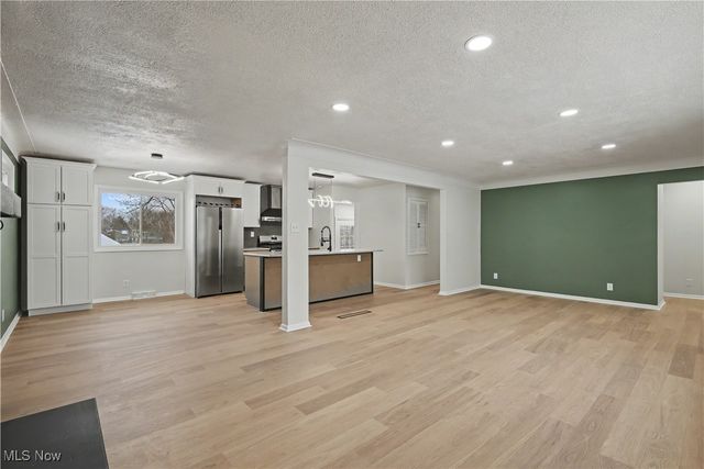 24600 Picone Lane, Bedford Heights, OH 44146