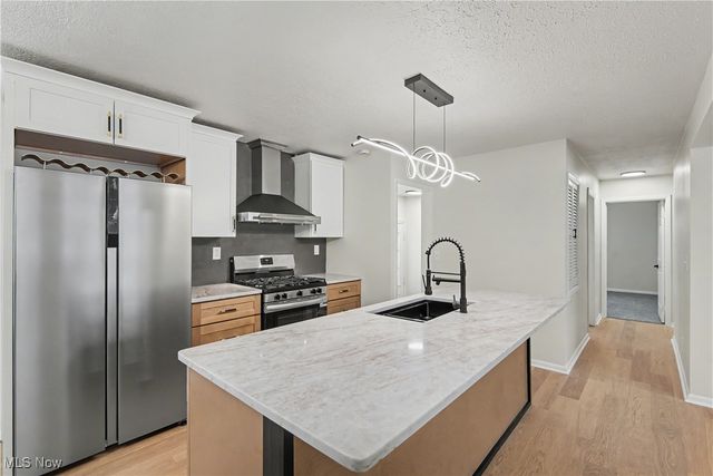 24600 Picone Lane, Bedford Heights, OH 44146