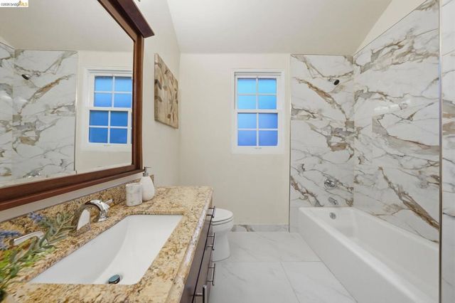 3426 Pierson St, Oakland, CA 94619
