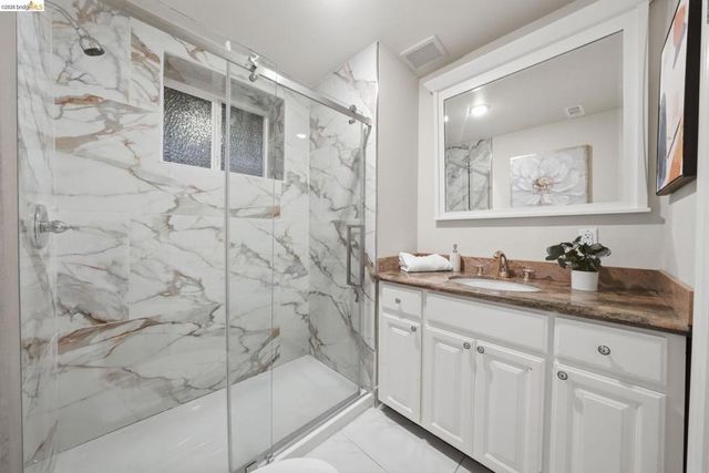 3426 Pierson St, Oakland, CA 94619