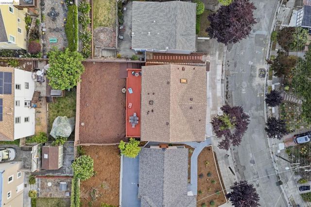 3426 Pierson St, Oakland, CA 94619