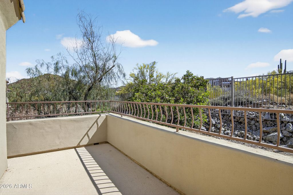 Image 15 of property listing at 7445 E EAGLE CREST Drive 1056, Mesa, AZ 85207