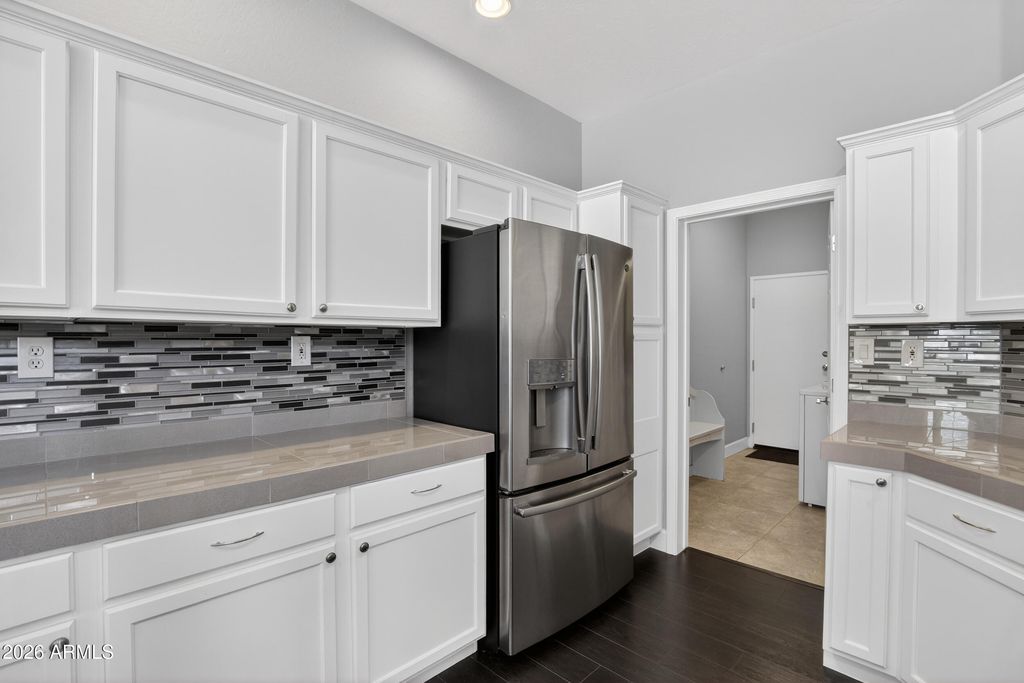 Image 6 of property listing at 7445 E EAGLE CREST Drive 1056, Mesa, AZ 85207