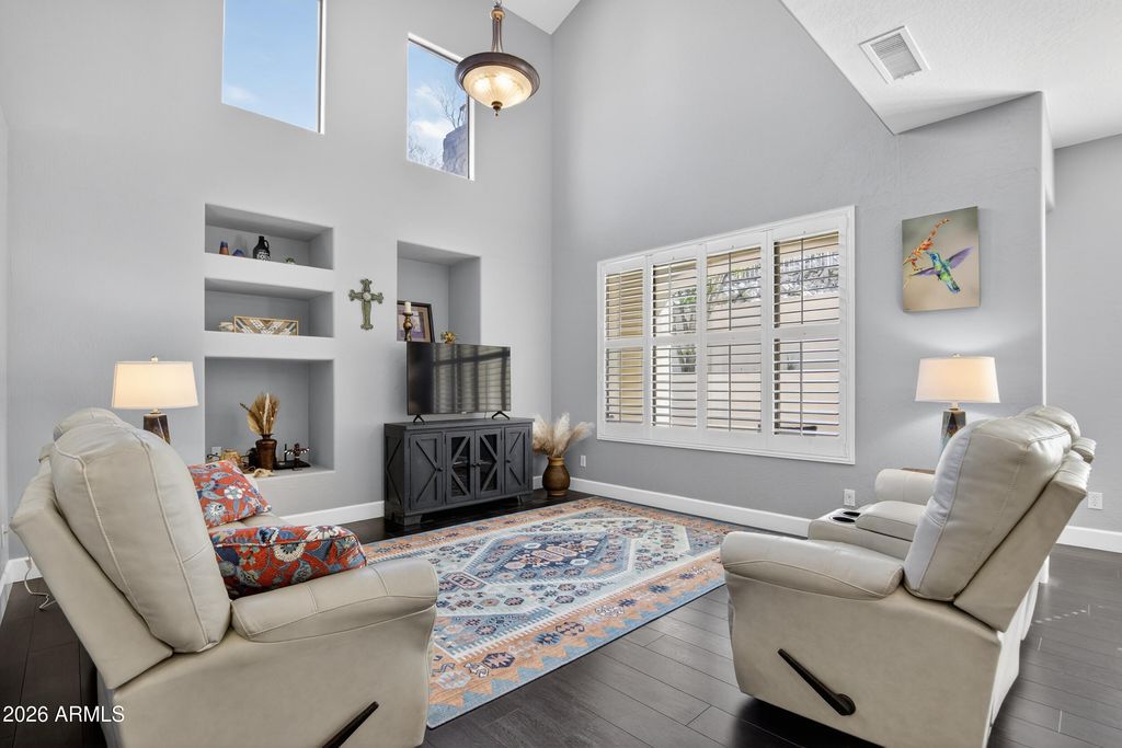 Image 9 of property listing at 7445 E EAGLE CREST Drive 1056, Mesa, AZ 85207